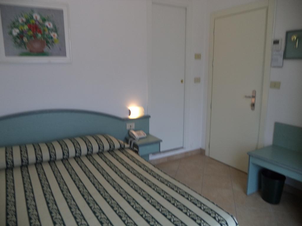 Hotel Miramare Diano Marina Room photo